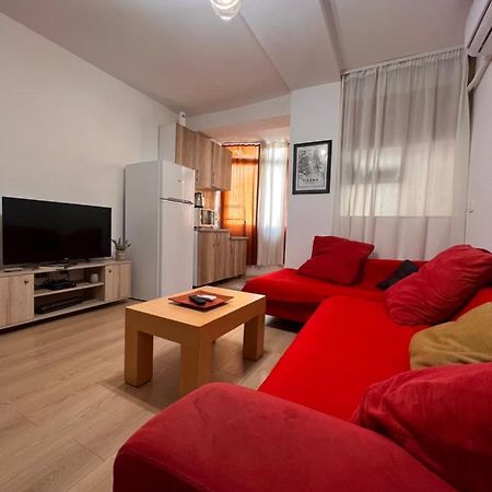 Alea1 Apartment Tirana Esterno foto