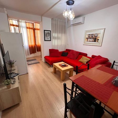 Alea1 Apartment Tirana Esterno foto