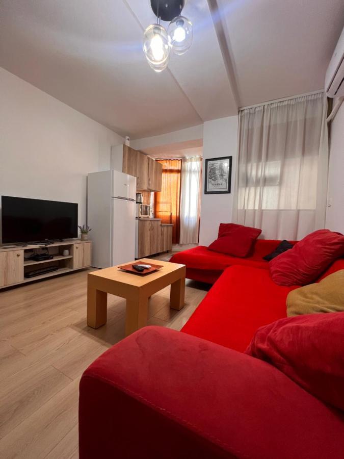 Alea1 Apartment Tirana Esterno foto